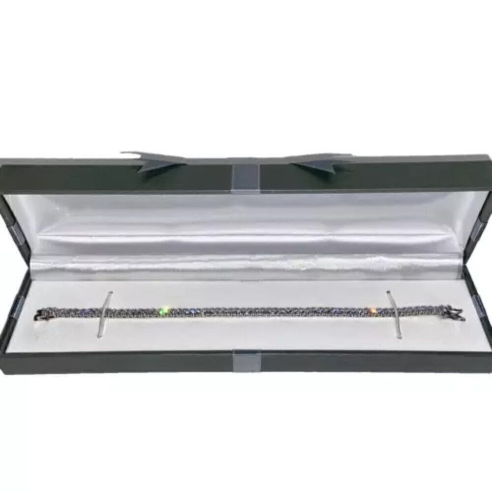 Cesca Vanna Dazzling Silver Tennis Bracelet 8” Gift‎ Box Brand New